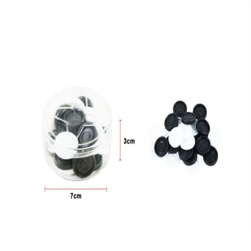 24PCS WHITE / BLACK CHIPS