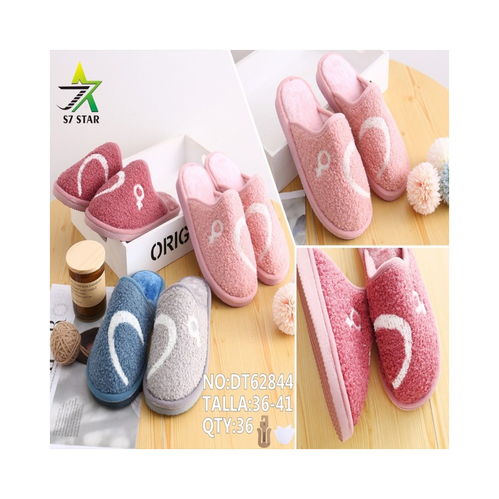 PANTUFLAS DE MOHAIR BORDADO...