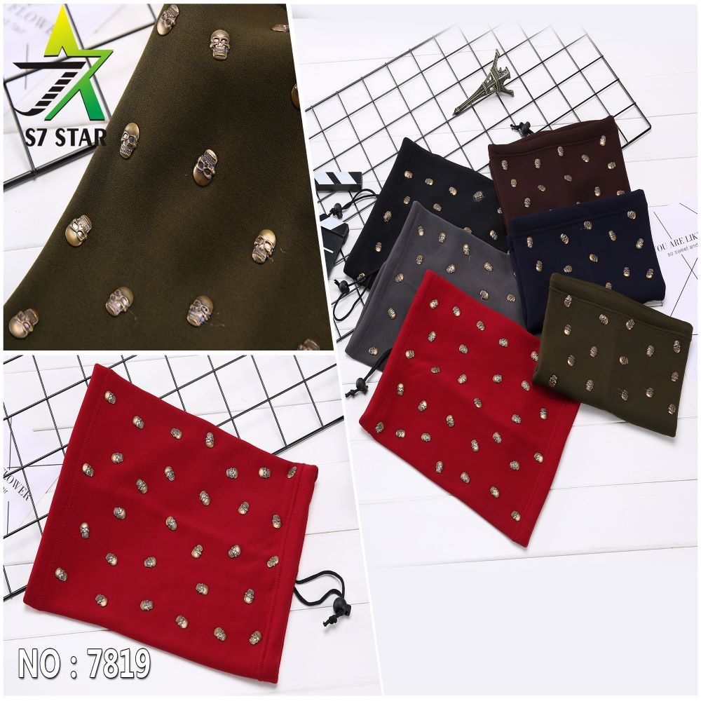 Neck warmer C / skulls